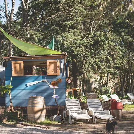 بوتيل Floating House Embe Experience كاستيل فولتورنو