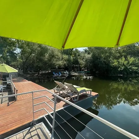 Floating House Embe Experience Botel Castel Volturno