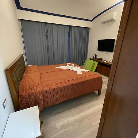 Floating House Embe Experience Botel Castel Volturno