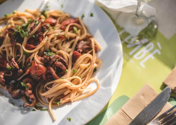 Floating House Embe Experience *