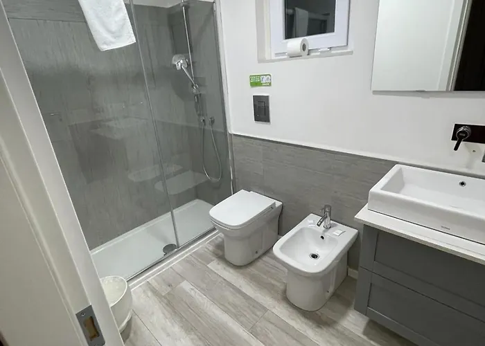 보트호텔 Floating House Embe Experience 카스텔볼튜노