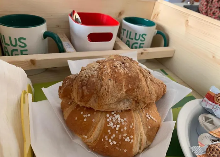 Floating House Embe Experience * 카스텔볼튜노